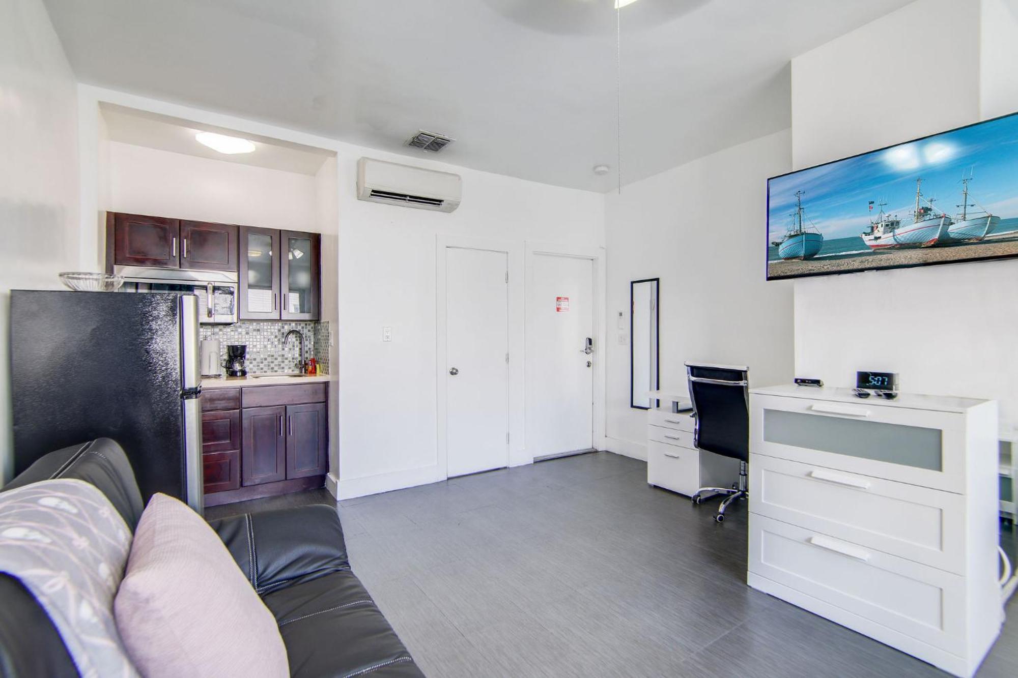 Chic Large Studio Apt Near Ocean Drive South Beach Miami Beach Bagian luar foto