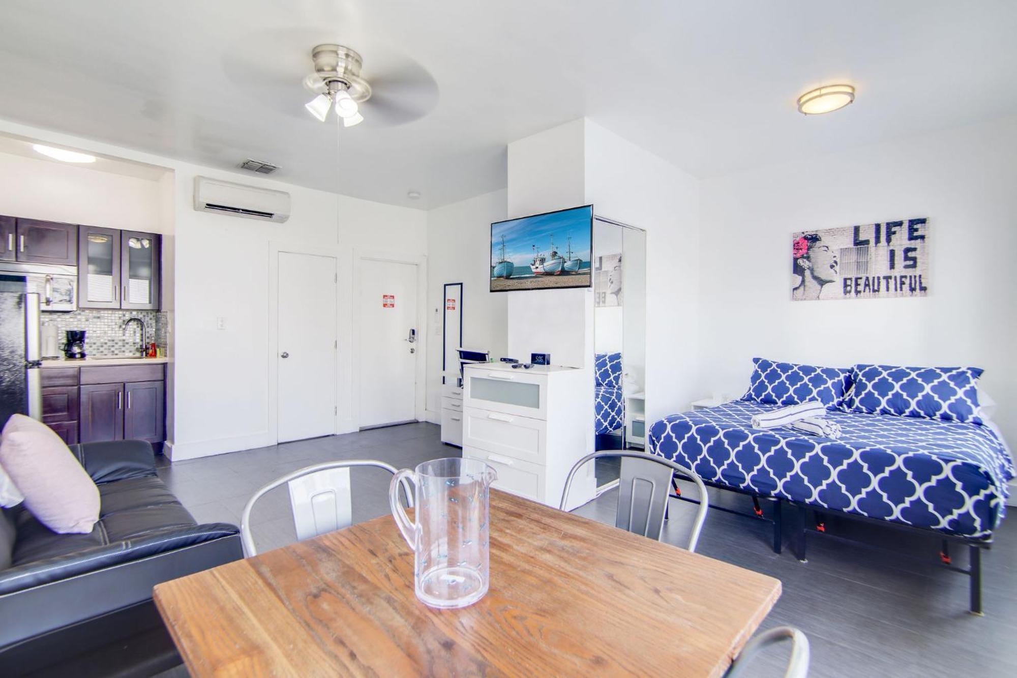 Chic Large Studio Apt Near Ocean Drive South Beach Miami Beach Bagian luar foto