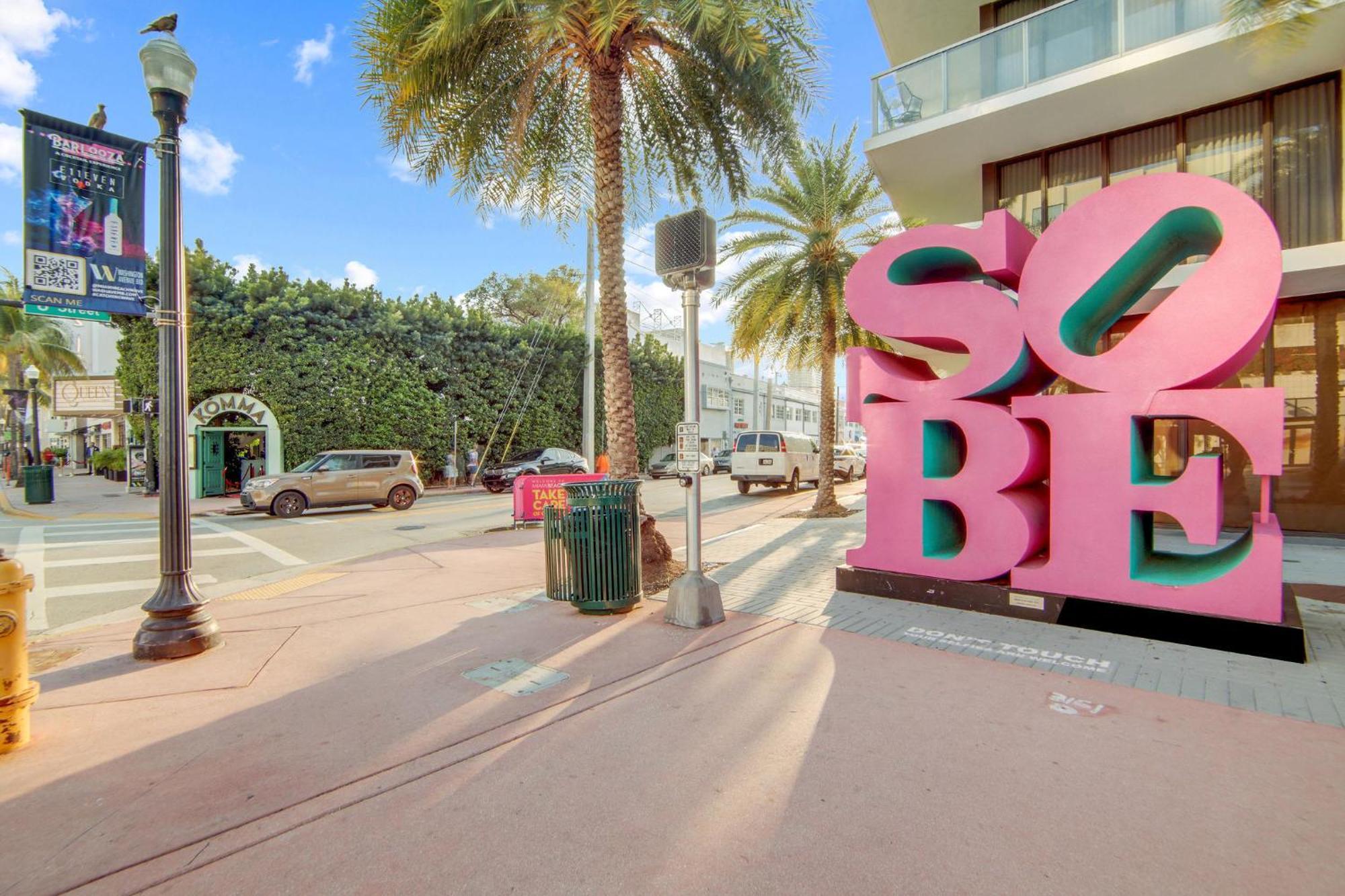 Chic Large Studio Apt Near Ocean Drive South Beach Miami Beach Bagian luar foto