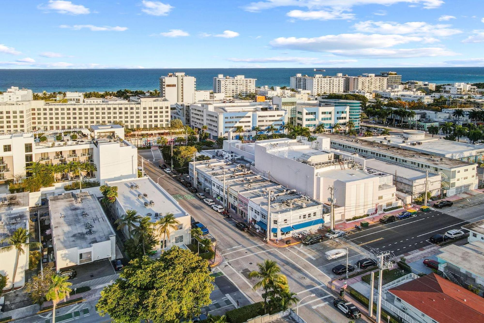 Chic Large Studio Apt Near Ocean Drive South Beach Miami Beach Bagian luar foto